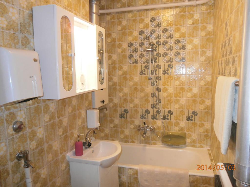 Highland Apartment Βουδαπέστη Δωμάτιο φωτογραφία