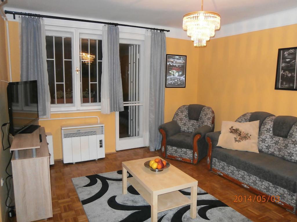 Highland Apartment Βουδαπέστη Δωμάτιο φωτογραφία